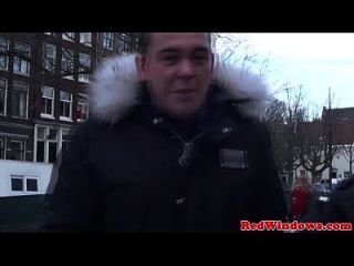 prostituta holandesa gorda bombeada closeup