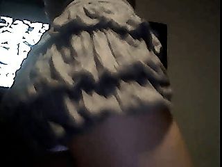 mature_standingup_teasing_on_cam